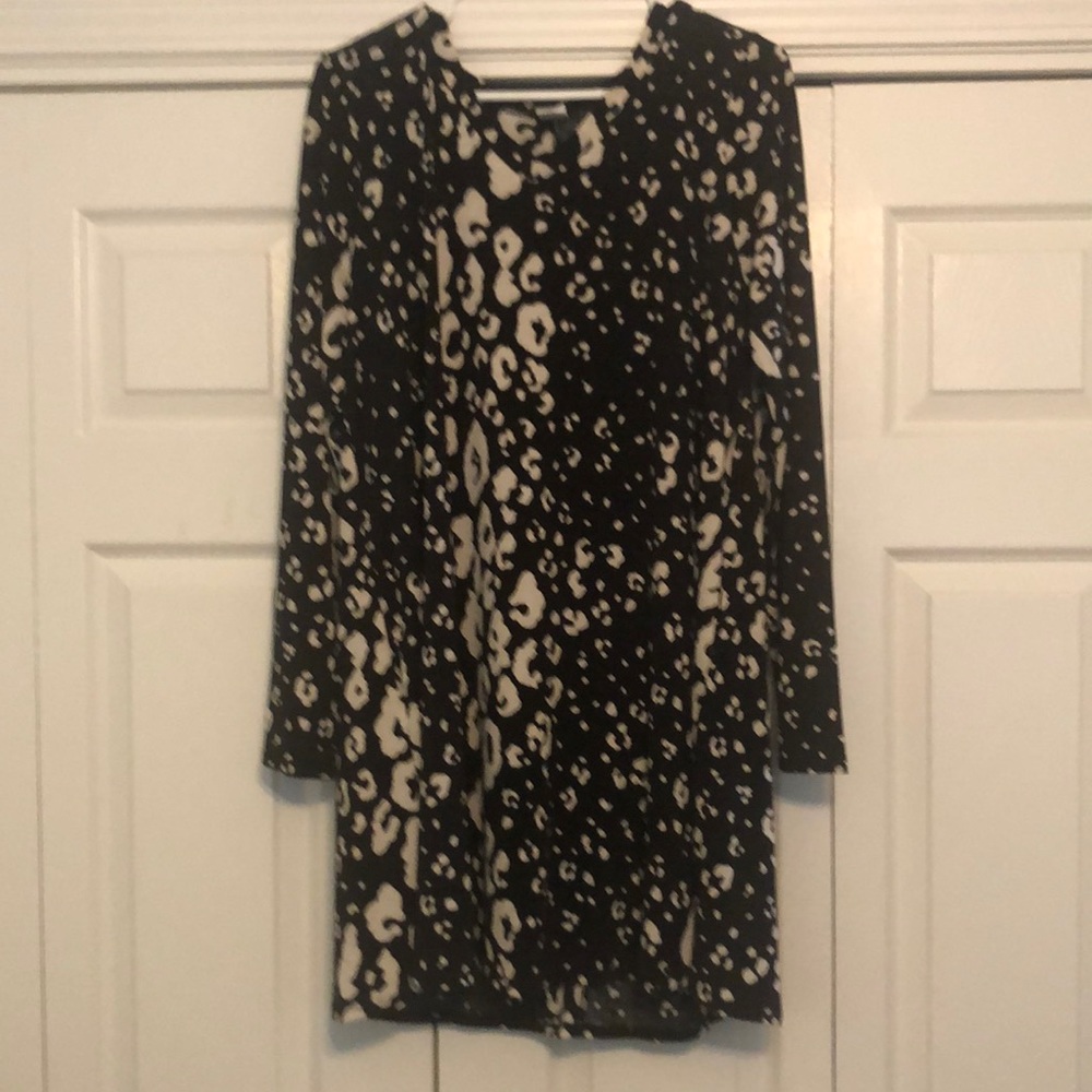 Sew in Love long sleeve animal print dress size large